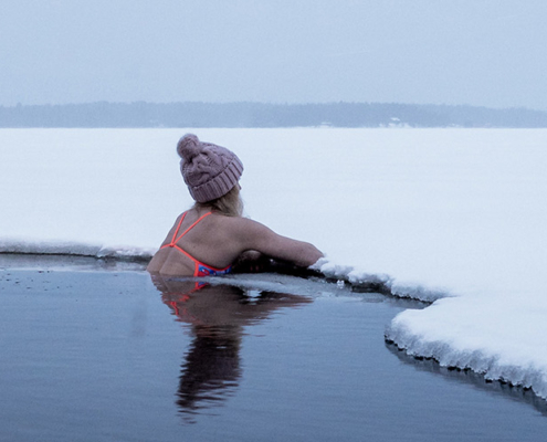 Longevity & cold exposure therapy - cold swim